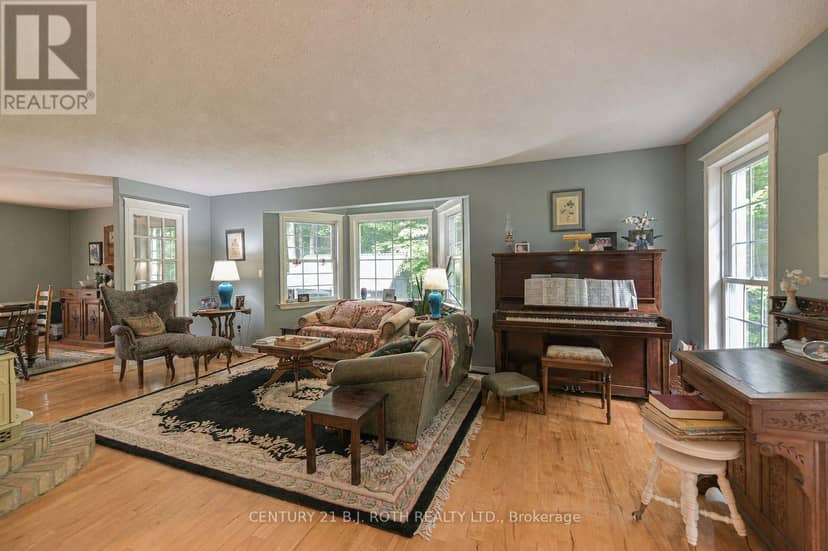 652 Warminster Side Road — photo 6 of 40