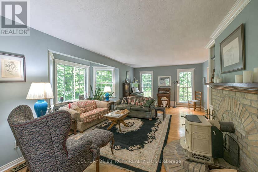 652 Warminster Side Road — photo 9 of 40