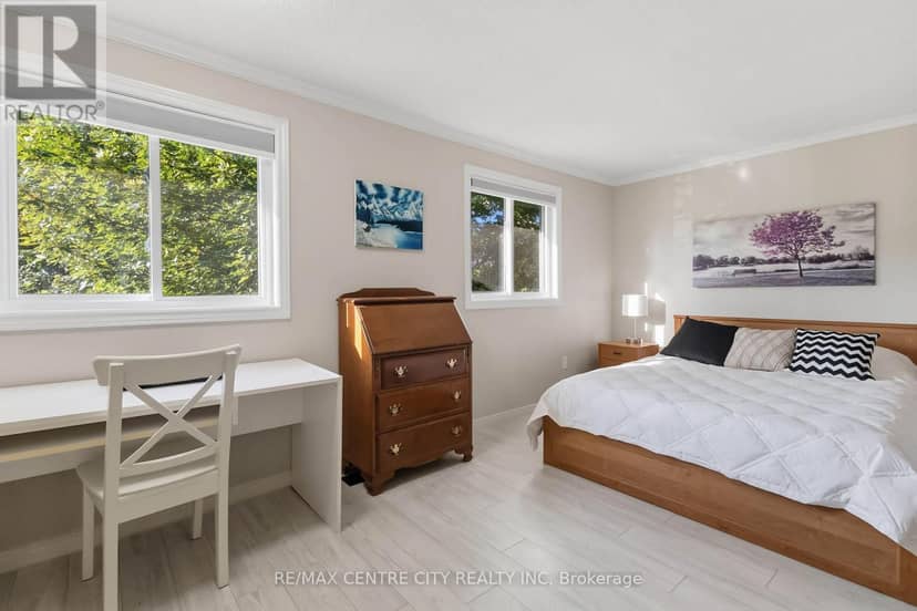 61 - 511 Admiral Drive — photo 12 of 26