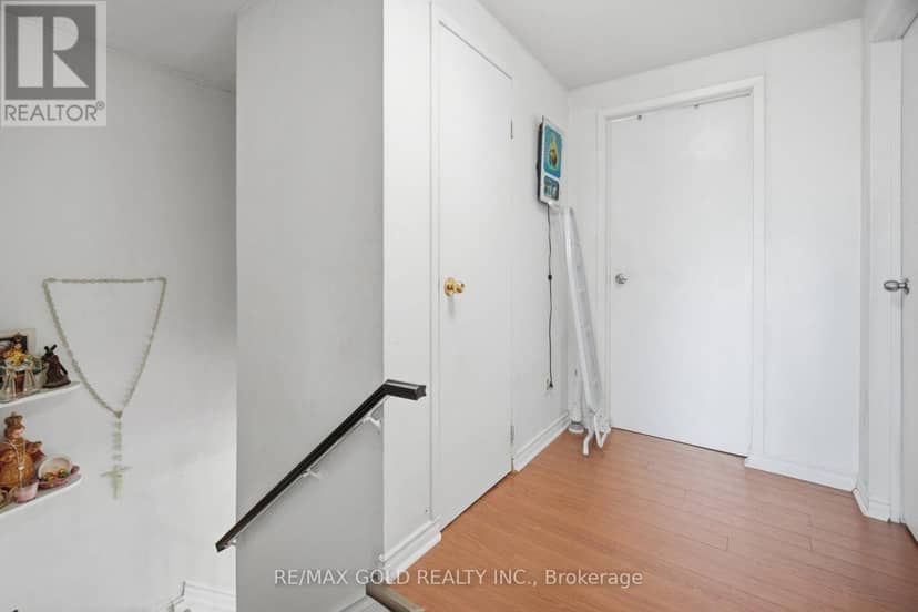 83 Clarion Road — photo 17 of 40