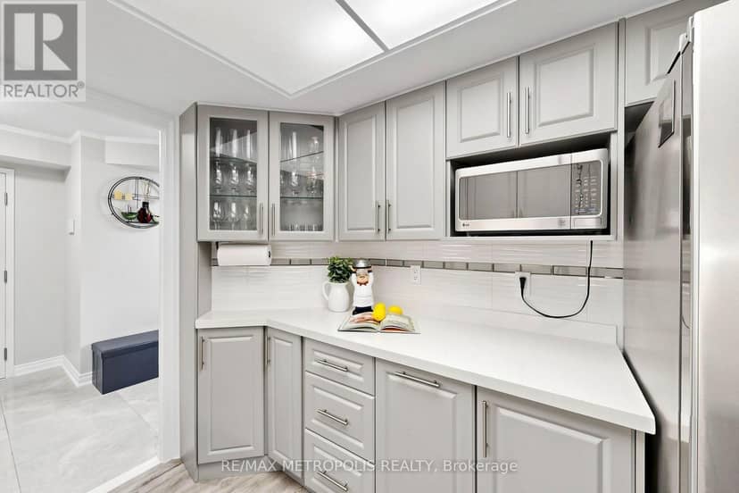 207 - 1111 Bough Beeches Boulevard — photo 16 of 40