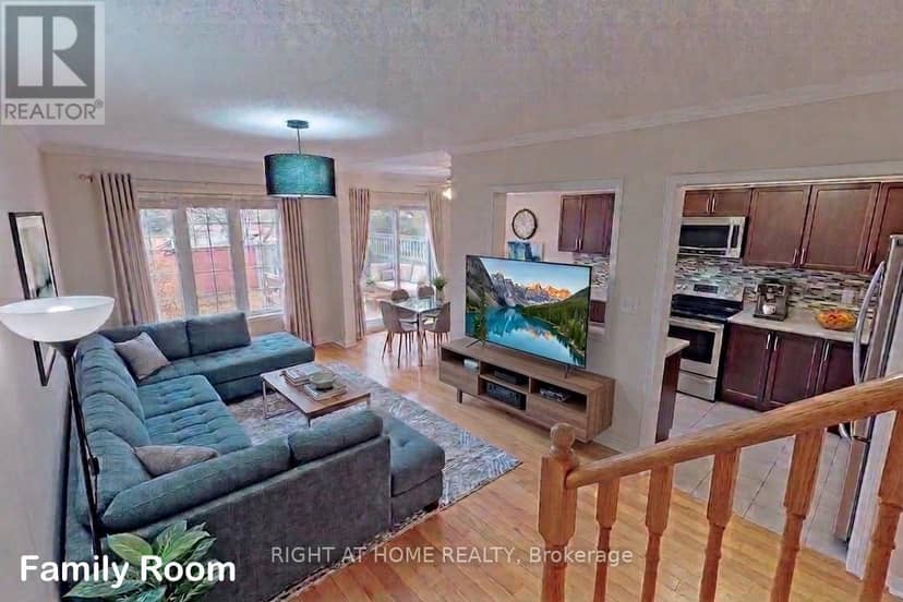 34 - 2665 Thomas Street — photo 6 of 36