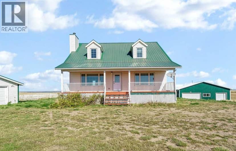 10302 Black & White Trail, Rural Cypress County