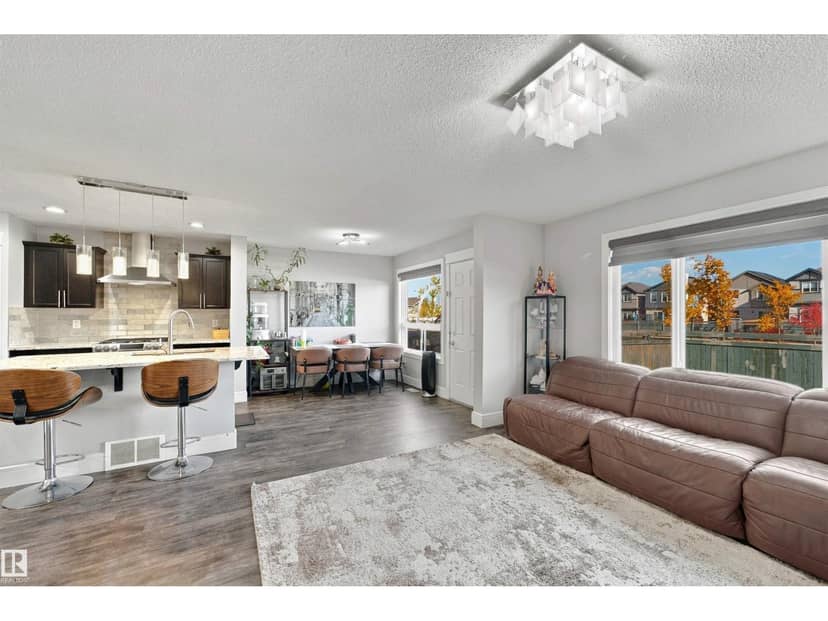 2819 Duke Cr SW SW — photo 13 of 40