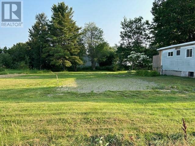 77 Togo ST, Blind River, photo 3