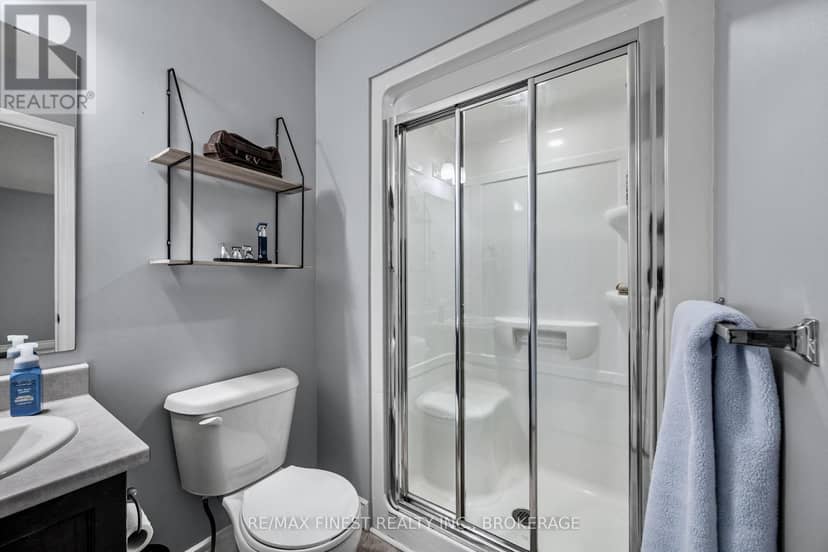 115 Dr Richard James Crescent — photo 27 of 33