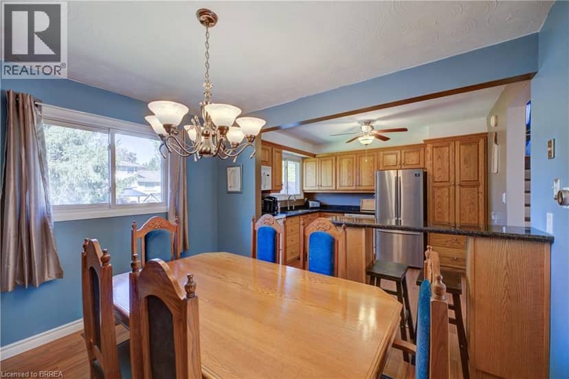 367 FAIRVIEW Drive — photo 16 of 40