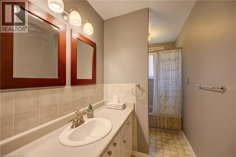367 FAIRVIEW Drive — photo 23 of 40