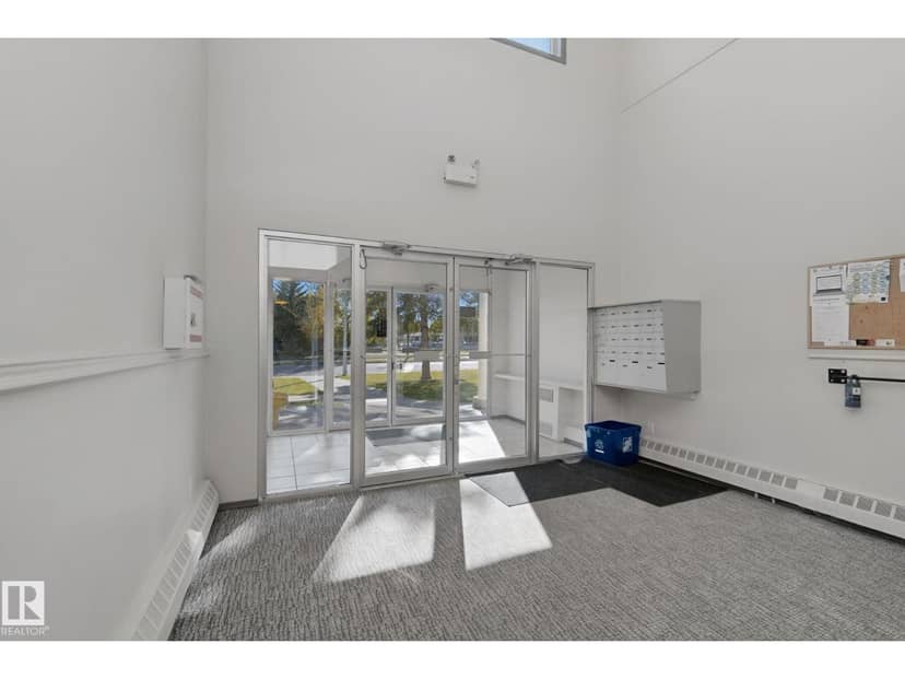 #306 Condo 11460 40 AV NW NW — photo 11 of 16