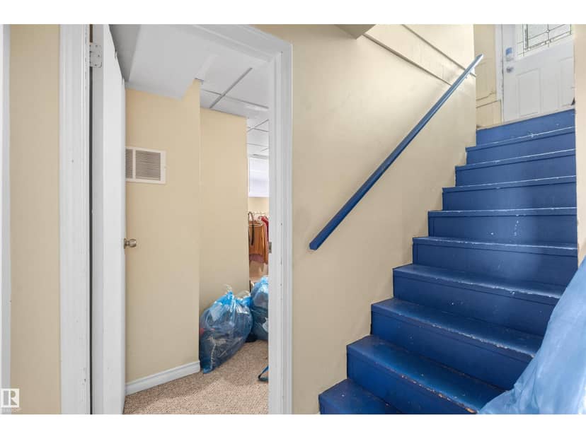 7516 106 ST NW NW — photo 19 of 35