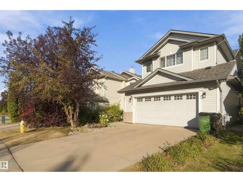 3524 McLean Cr SW — photo 16 of 40