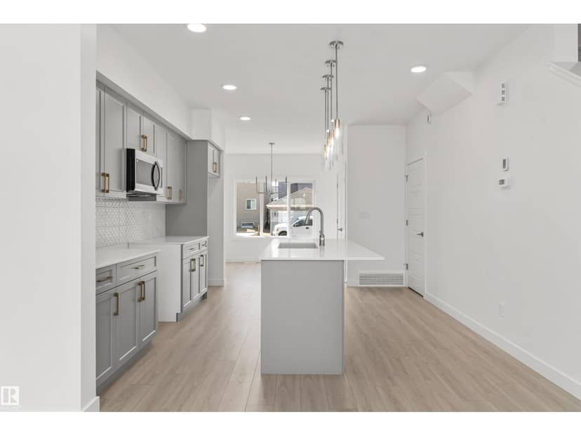 20623 43 AV NW — photo 18 of 38
