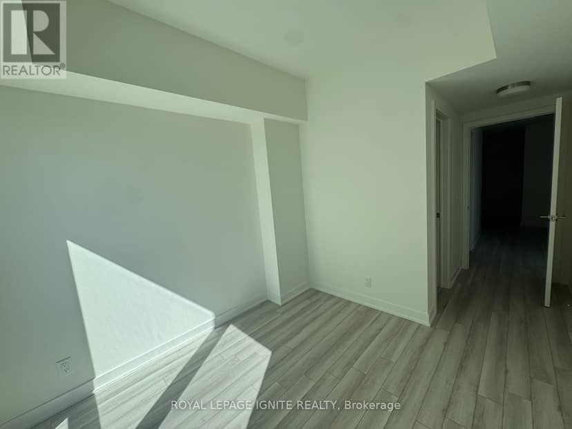 701 - 51 Clarington Boulevard — photo 11 of 19