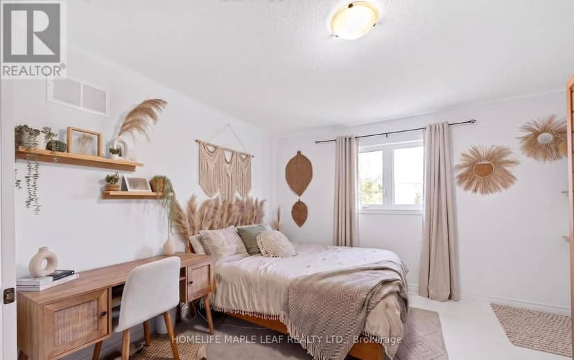 45 Wheatfield Road — photo 18 of 25