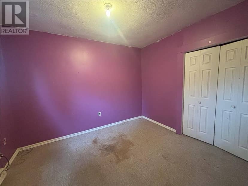 20 Cockburn Street, Little Current, photo 7