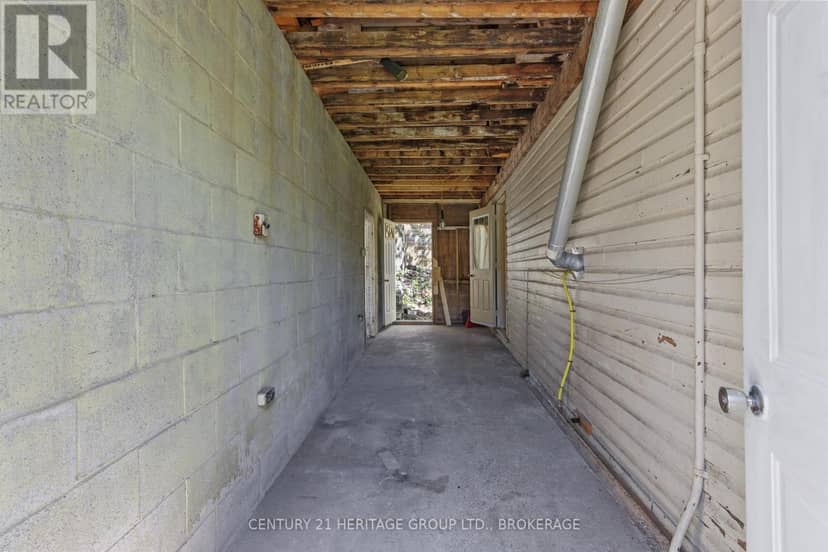 135 James Street — photo 17 of 36