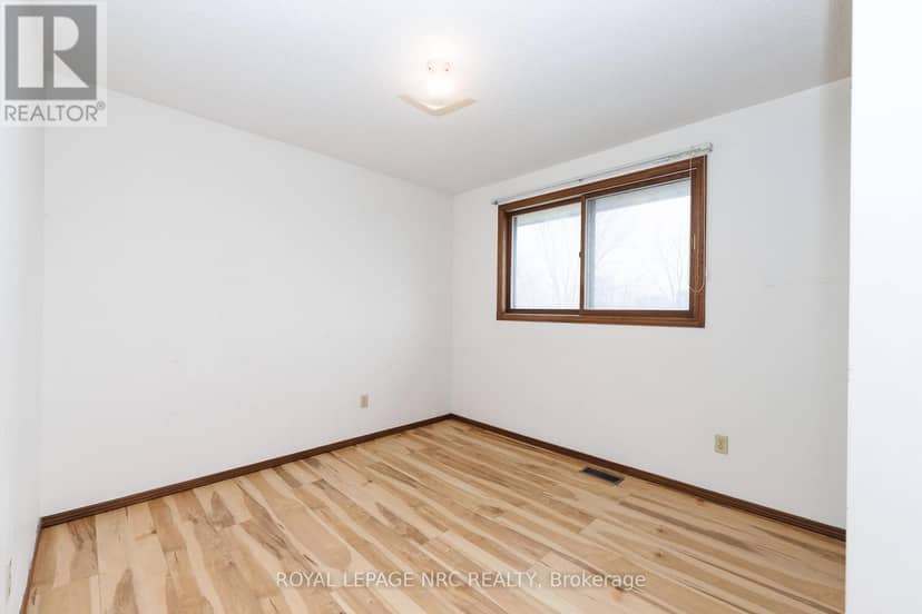 105 Hillview Road — photo 19 of 39