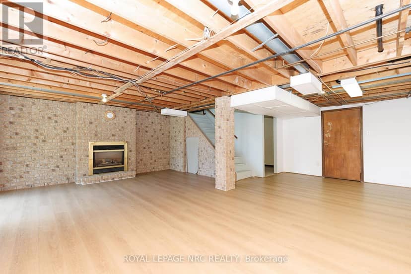 105 Hillview Road — photo 25 of 39