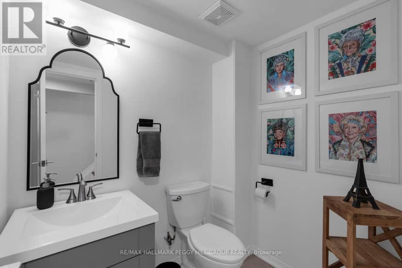 19 Austen Lane — photo 14 of 21