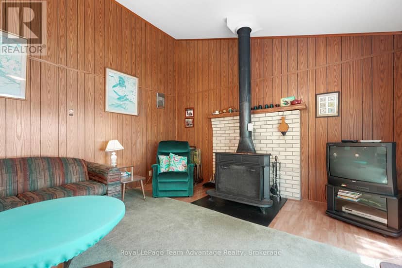 32 Christie Court — photo 14 of 40