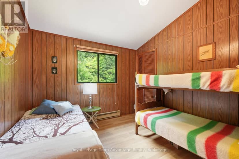 32 Christie Court — photo 18 of 40