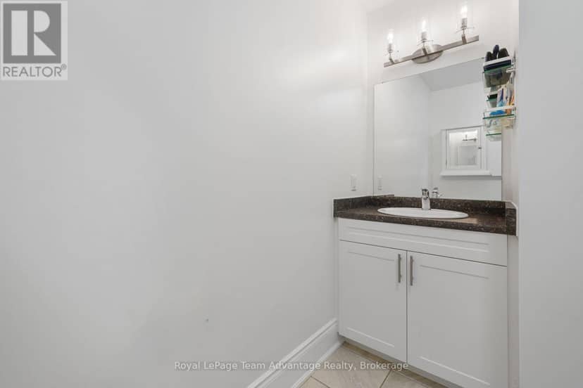 303 - 11B Salt Dock Road — photo 30 of 40