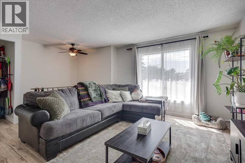 22 Greenham Drive — photo 9 of 38
