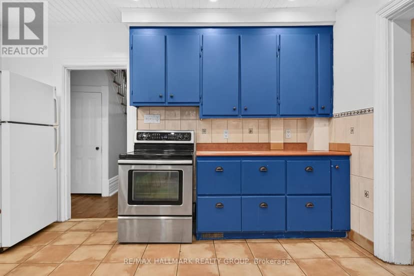 182 Pretoria Avenue — photo 19 of 40