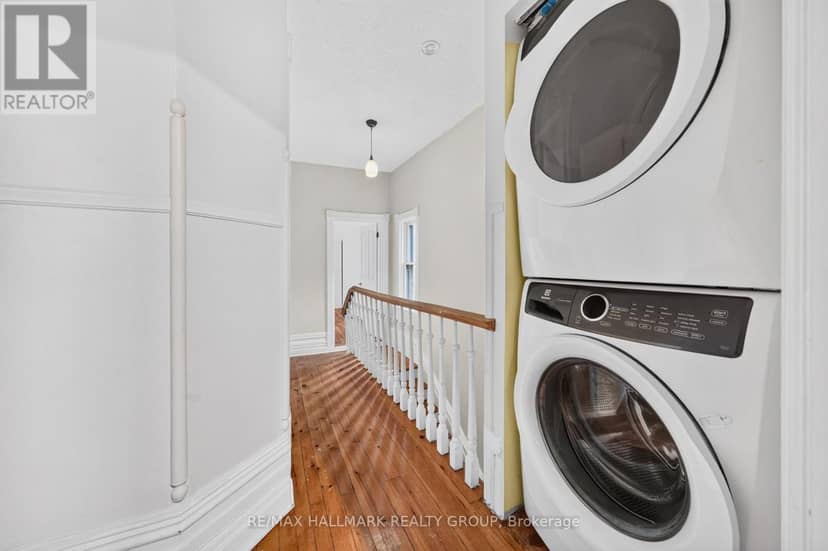 182 Pretoria Avenue — photo 24 of 40