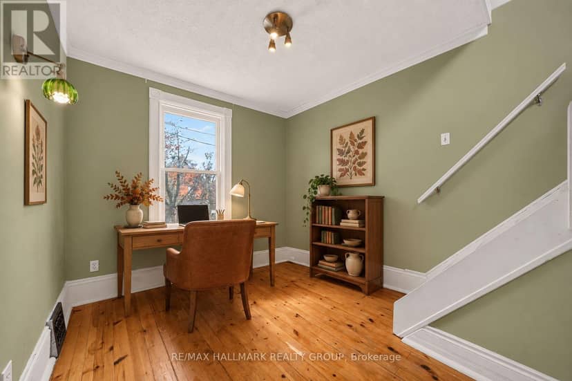 182 Pretoria Avenue — photo 33 of 40