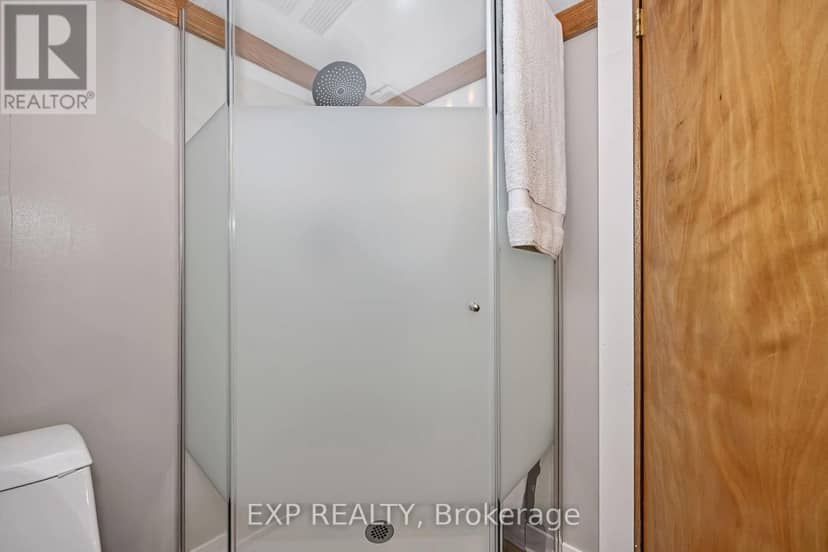 11505 Queen Street — photo 38 of 40