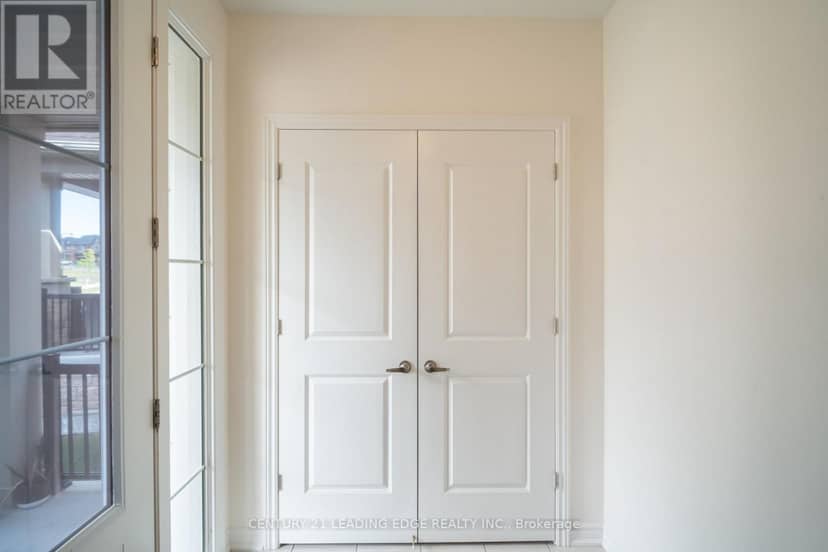 103 Kentledge Avenue, East Gwillimbury, photo 3