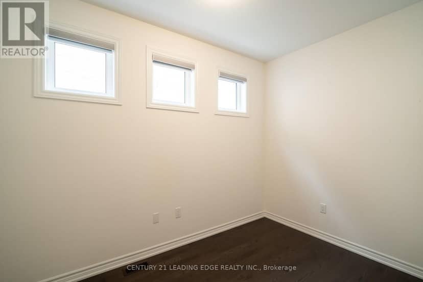 103 Kentledge Avenue, East Gwillimbury, photo 4