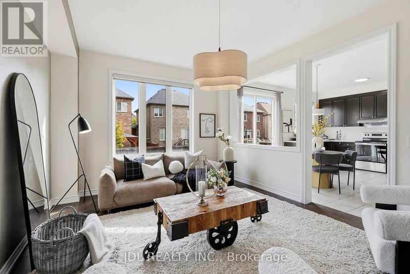 15 Beacon Point Street — photo 19 of 40