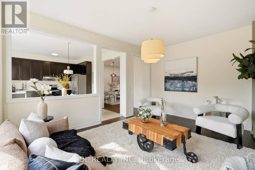 15 Beacon Point Street — photo 21 of 40