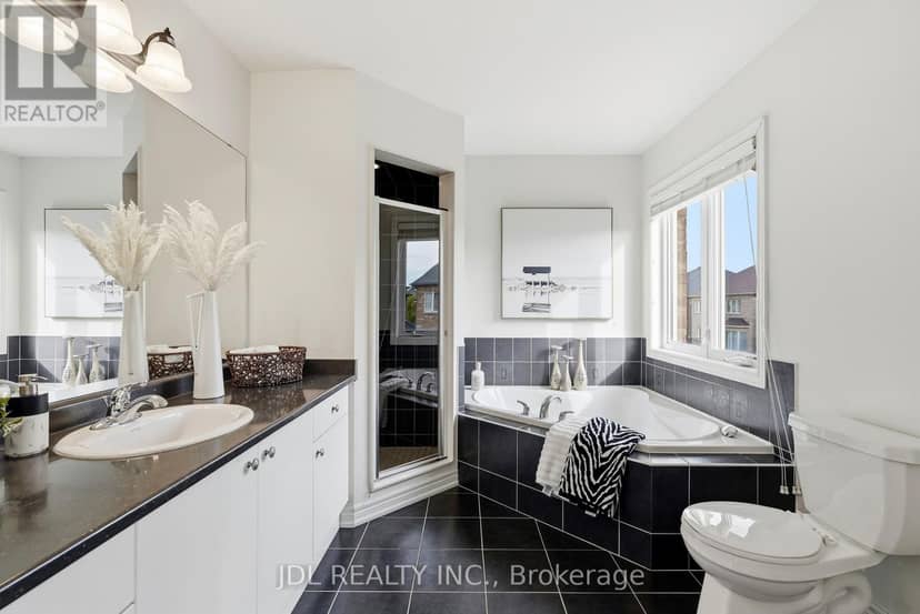 15 Beacon Point Street — photo 30 of 40