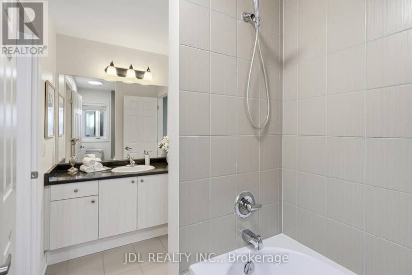 15 Beacon Point Street — photo 39 of 40