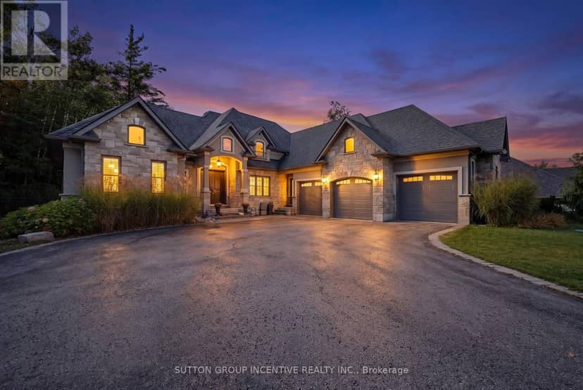 18 Wendat Trail, Springwater