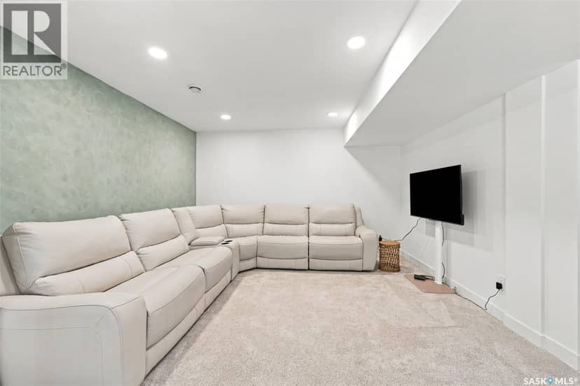 707 Underhill LANE — photo 36 of 40