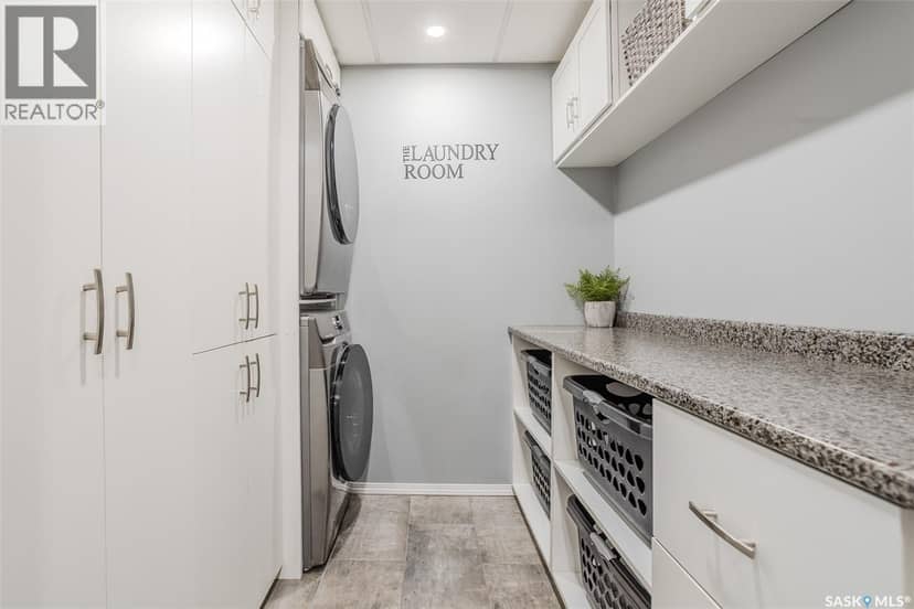 622 Rosewood BOULEVARD W — photo 25 of 40
