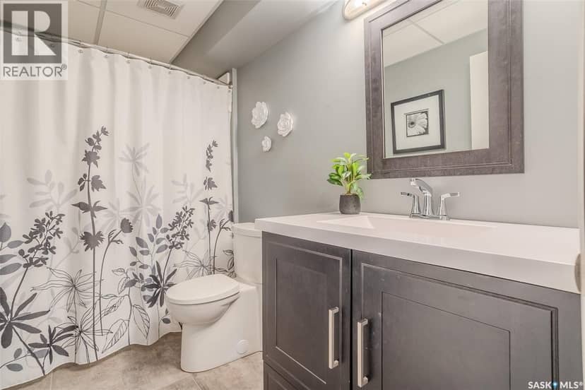 622 Rosewood BOULEVARD W — photo 29 of 40