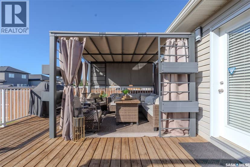 622 Rosewood BOULEVARD W — photo 36 of 40