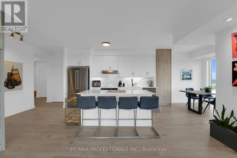 1402 - 1035 Southdown Road — photo 10 of 40