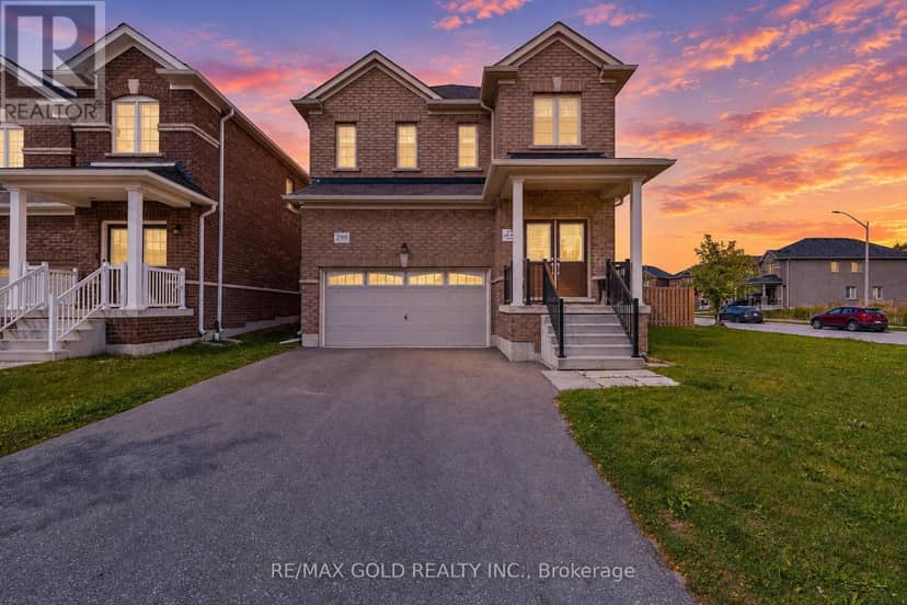 298 Ridley Crescent — photo 2 of 40