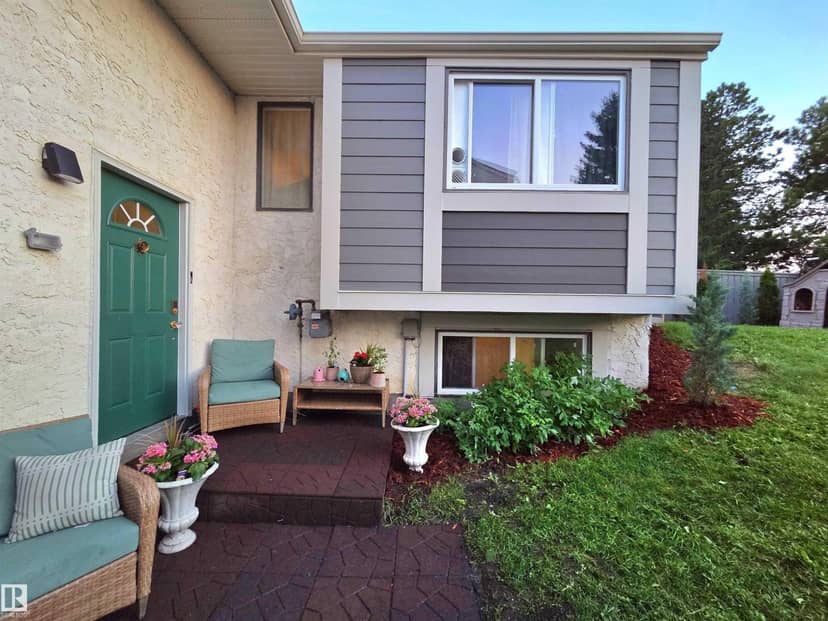 623 Willow CO NW, Edmonton, photo 2