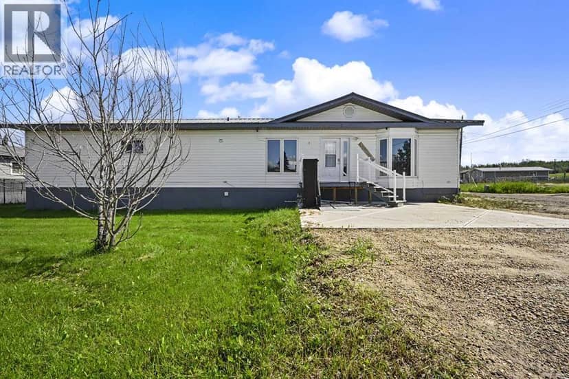5003 46 Street, Valleyview, photo 2