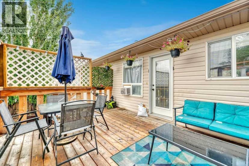1907 Strathcona Terrace, Strathmore, photo 3