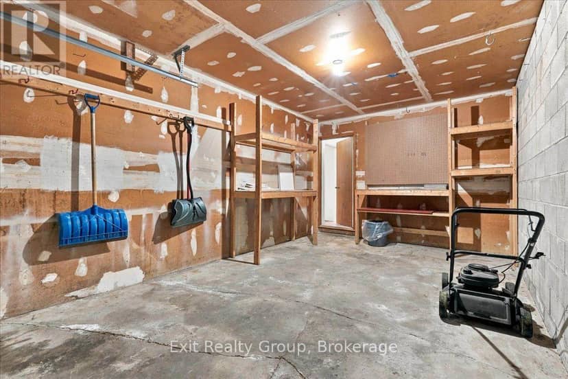 5 Flint Drive — photo 28 of 40