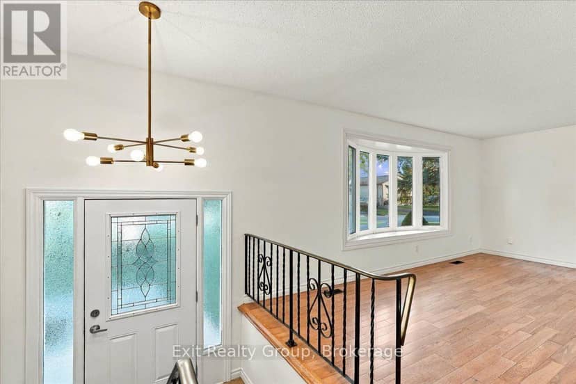 5 Flint Drive — photo 5 of 40