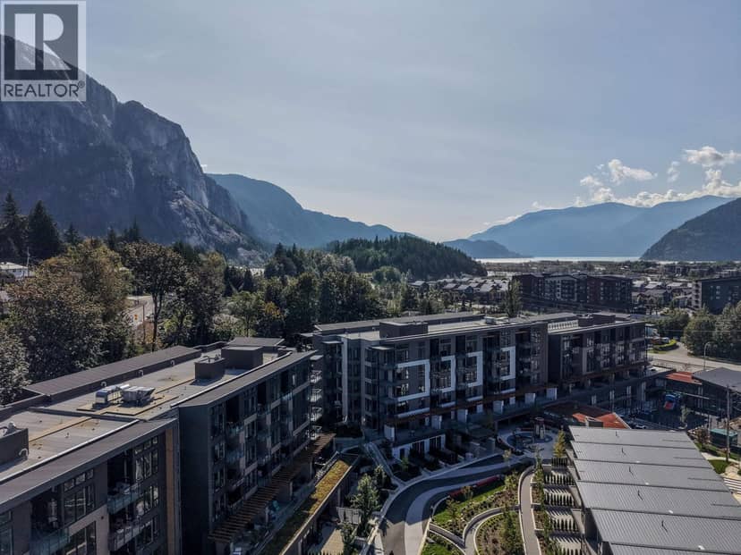 221 1500 SCOTT CRESCENT, Squamish, photo 3
